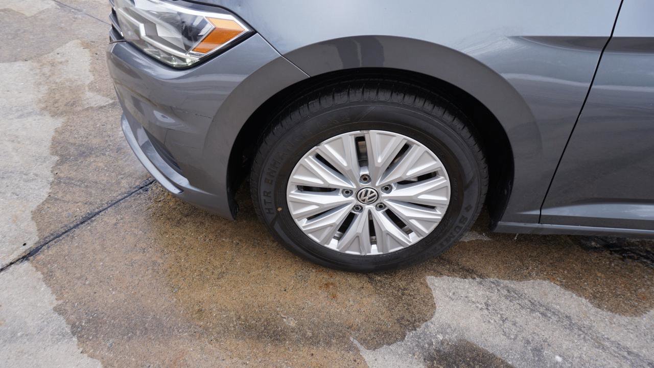 Used 2019 Volkswagen Jetta R-Line image 8