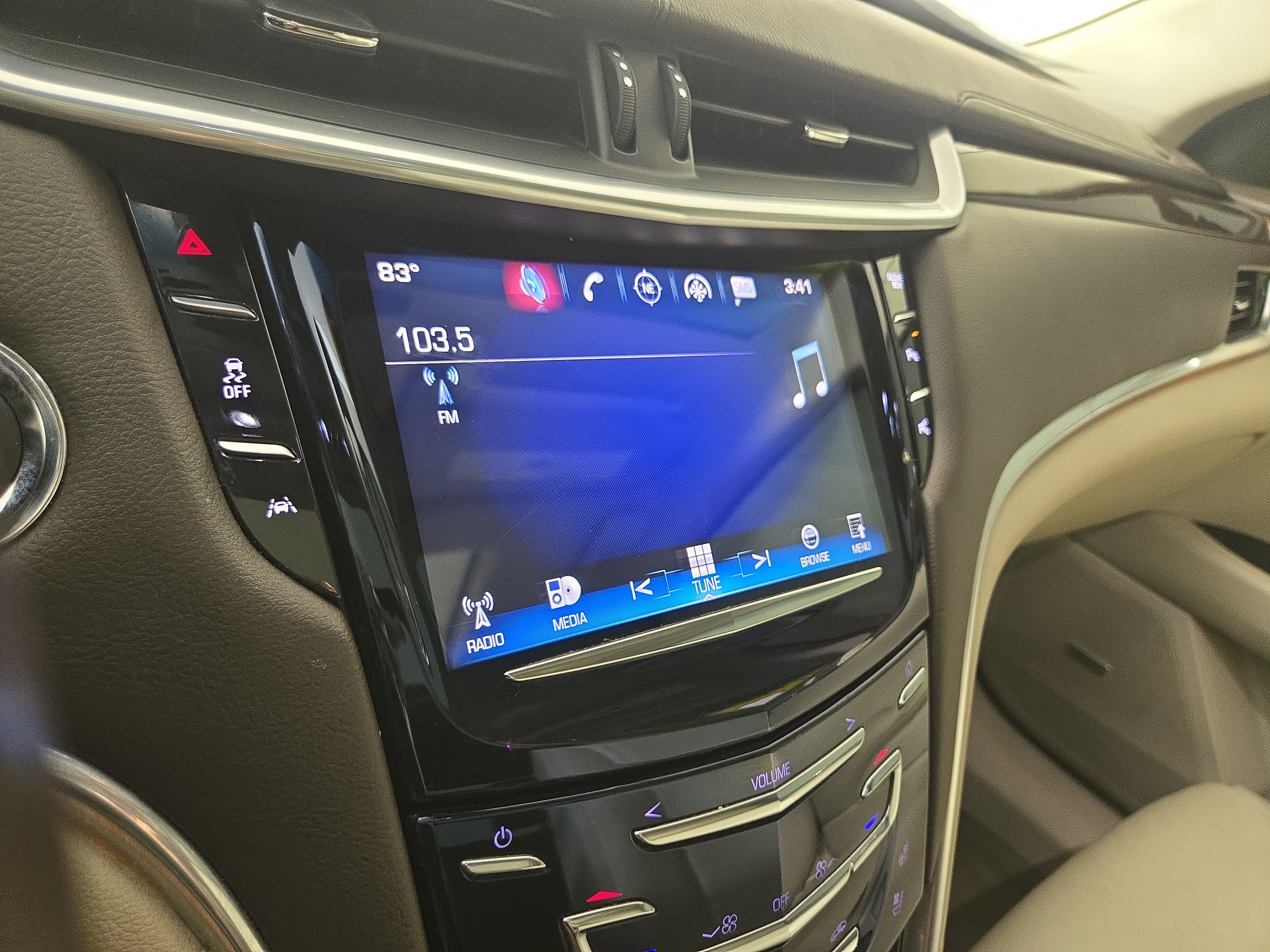 Used 2016 Cadillac XTS Luxury w/ Driver Awareness Package FWD image 19