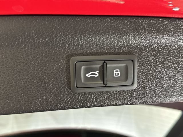 Used 2020 Audi Q3 2.0T Premium Plus w/ Premium Plus Package AWD/4WD image 24