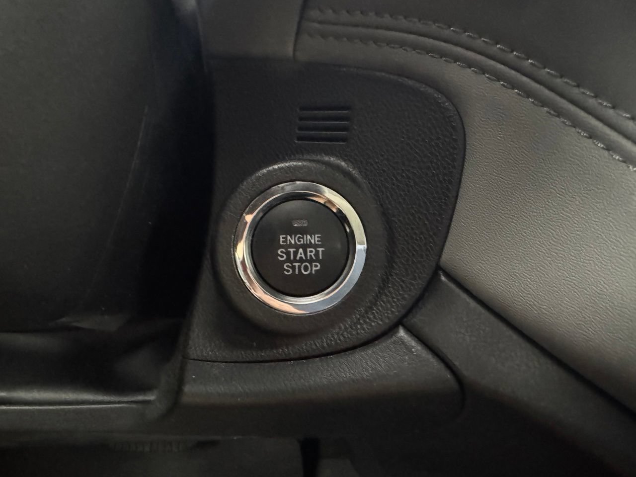 Used 2023 Subaru Outback Limited AWD/4WD image 29