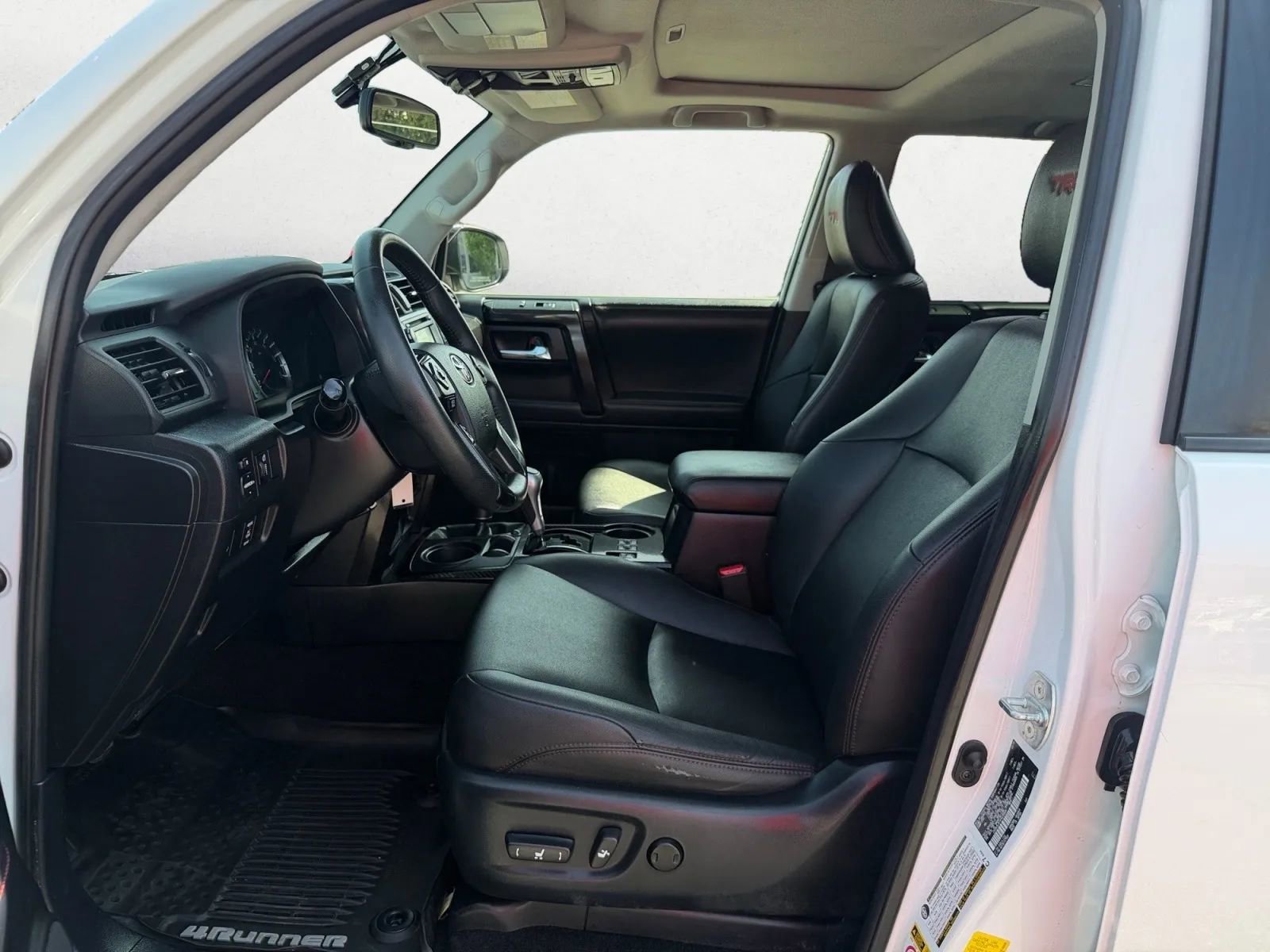 Used 2019 Toyota 4Runner TRD Off-Road Premium w/ Wilderness Package AWD/4WD image 11