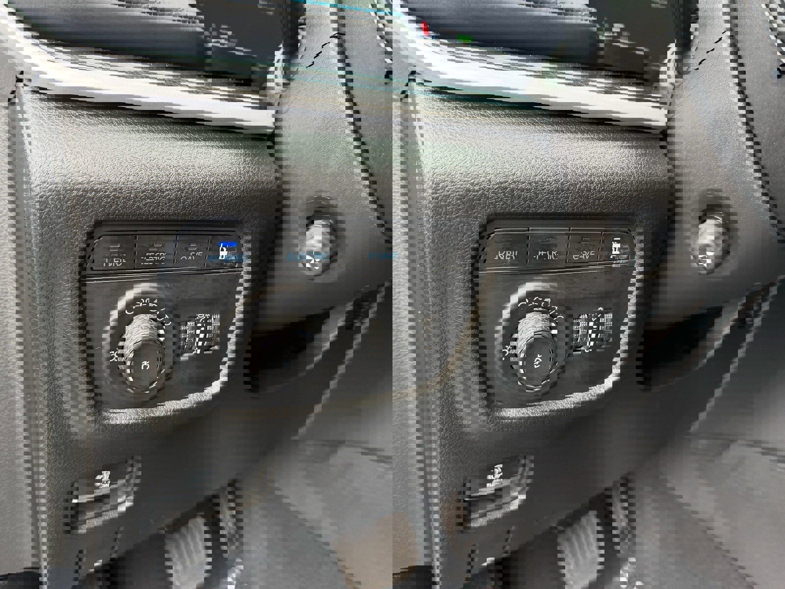 Used 2022 Jeep Grand Cherokee Trailhawk w/ Advanced Protech Group II image 27