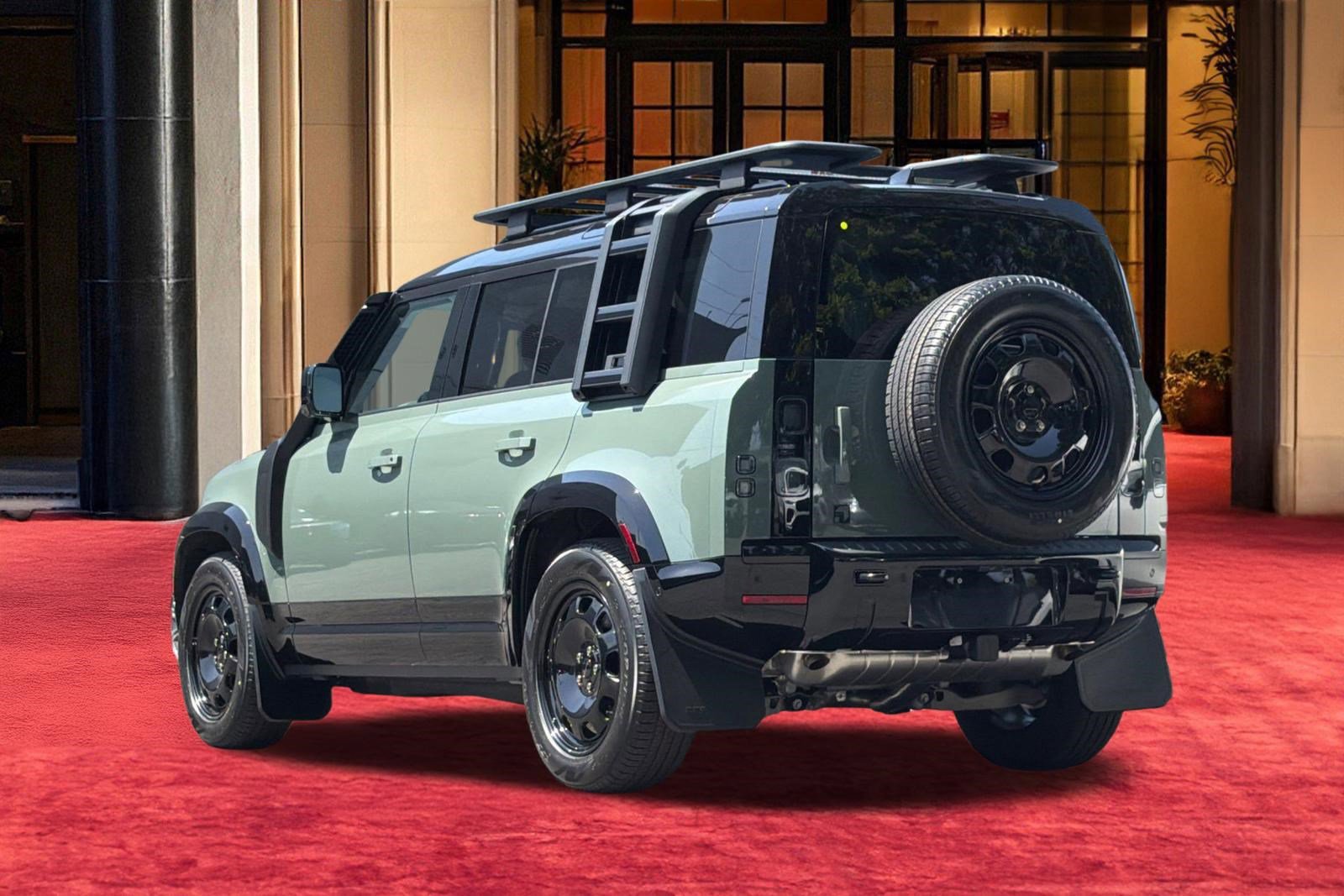 New 2026 Land Rover Defender 110 AWD/4WD image 3