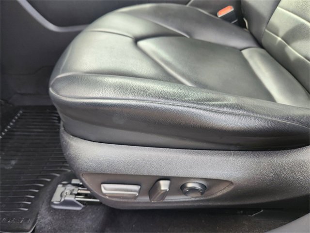 Used 2022 Toyota Highlander XLE image 9