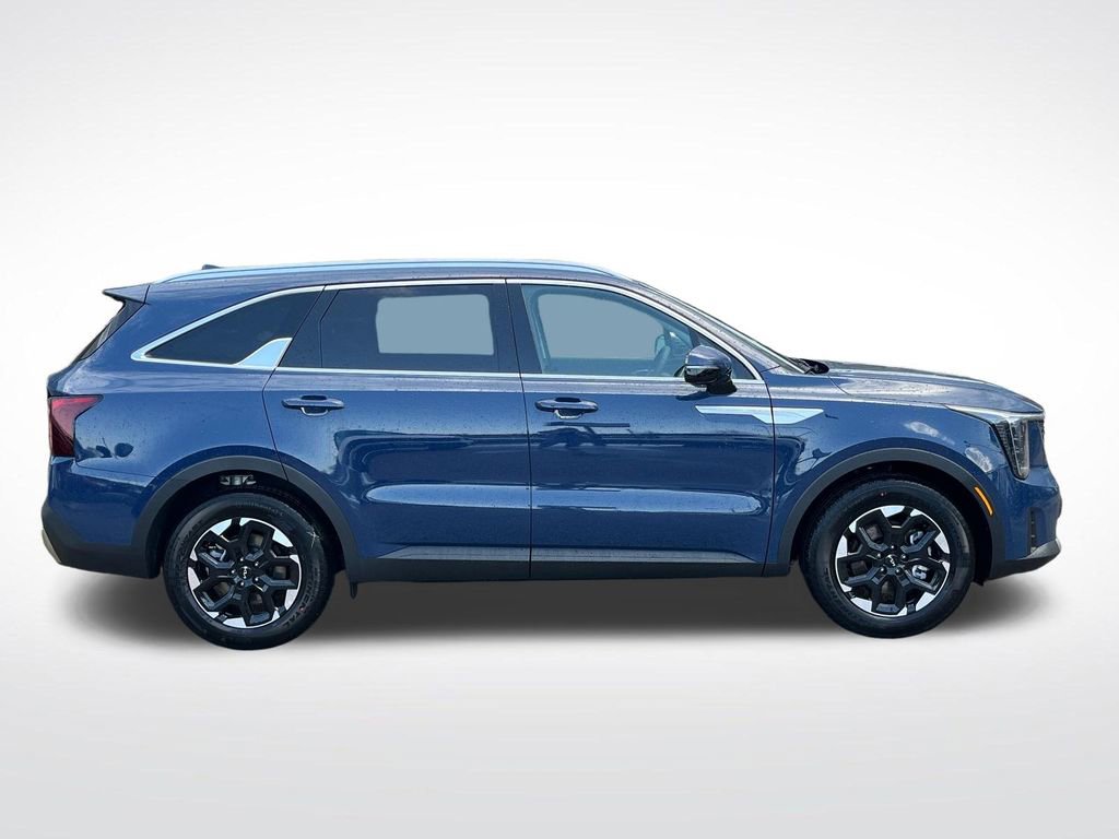 New 2026 Kia Sorento S FWD image 6