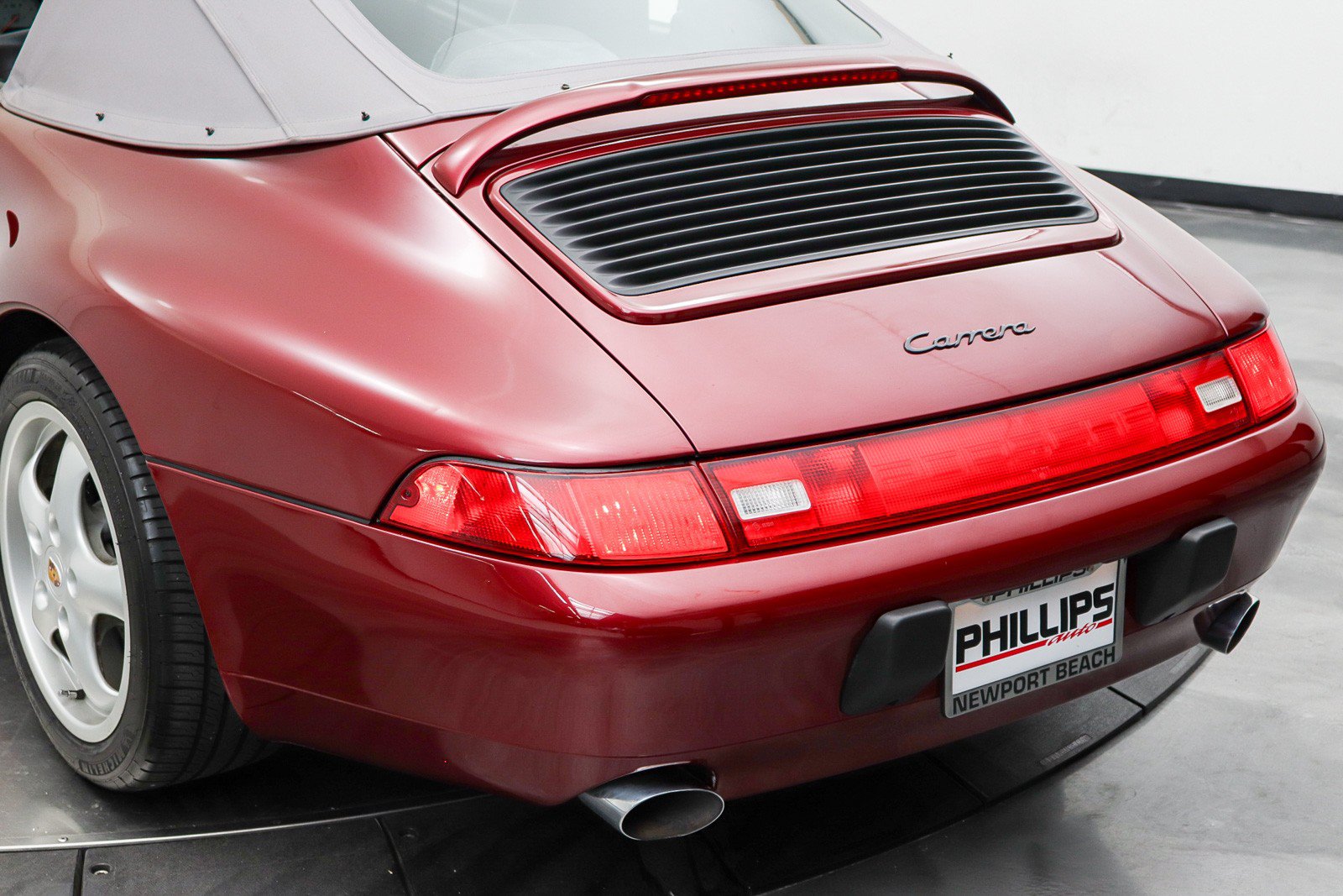 Used 1997 Porsche 911 Cabriolet image 25