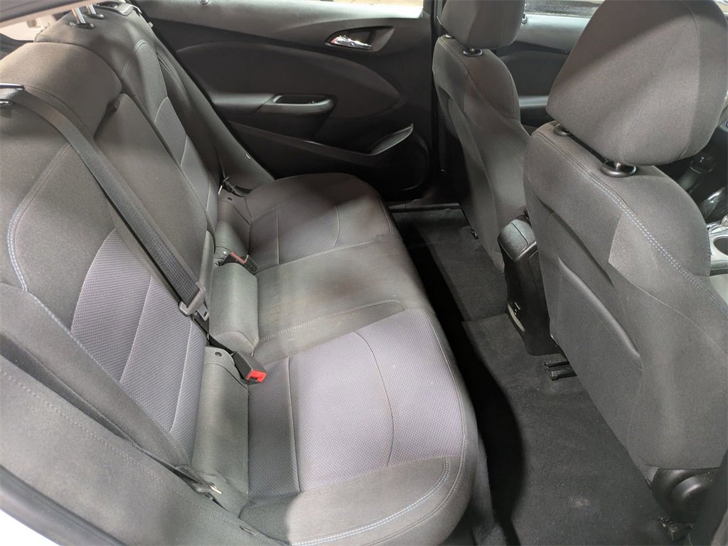 Used 2018 Chevrolet Cruze LT image 25