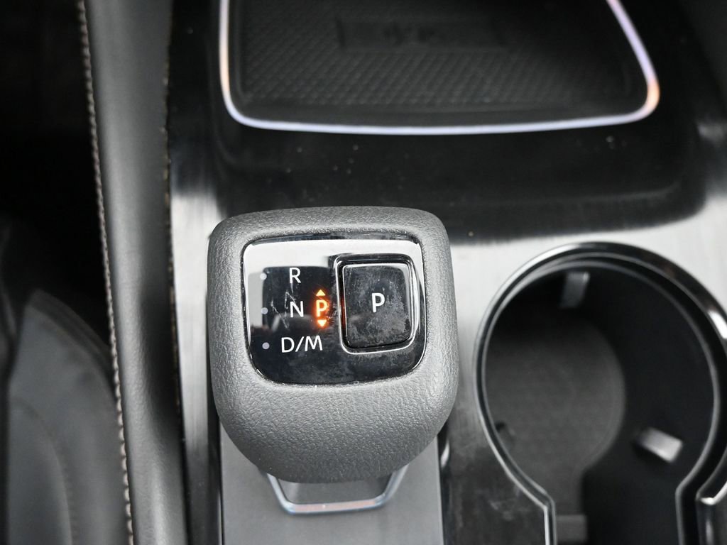 Used 2022 Nissan Rogue Platinum w/ Head-Up Display Package image 35