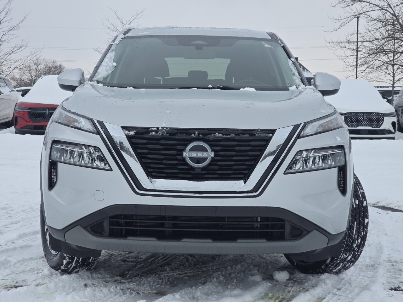 Used 2023 Nissan Rogue SV image 11