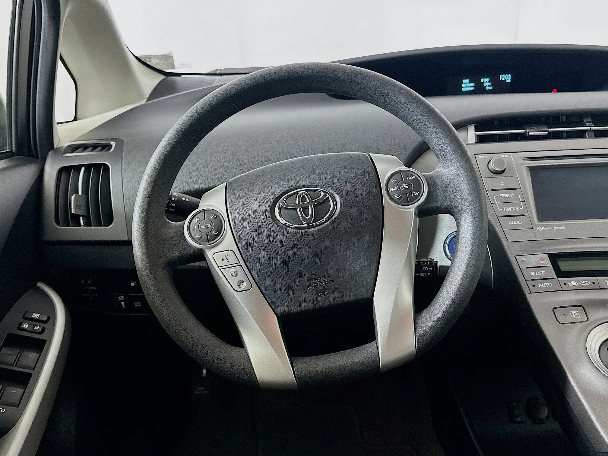 Used 2012 Toyota Prius Prime Plug-In Hybrid FWD image 17