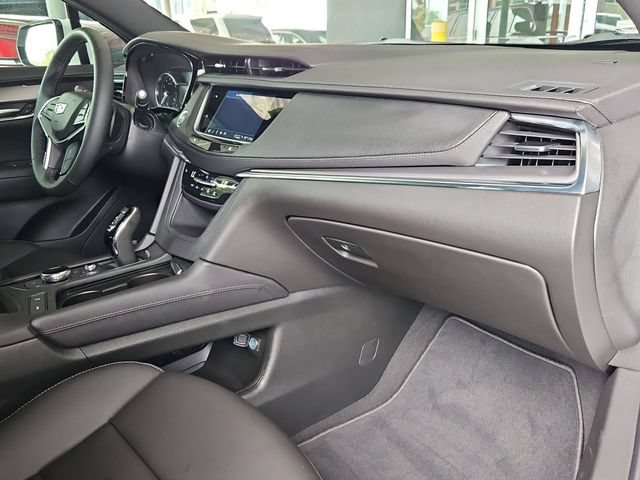Used 2026 Cadillac XT5 Luxury AWD/4WD image 28