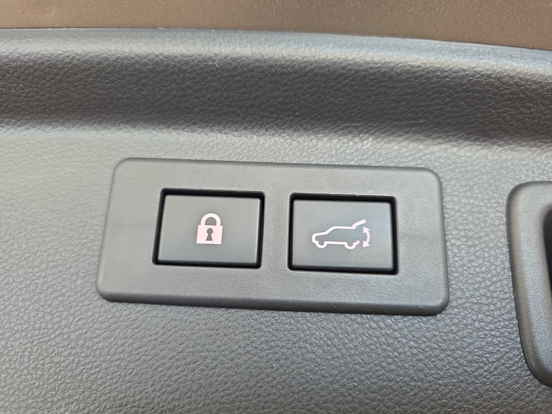 Used 2024 Subaru Forester Premium AWD/4WD image 13