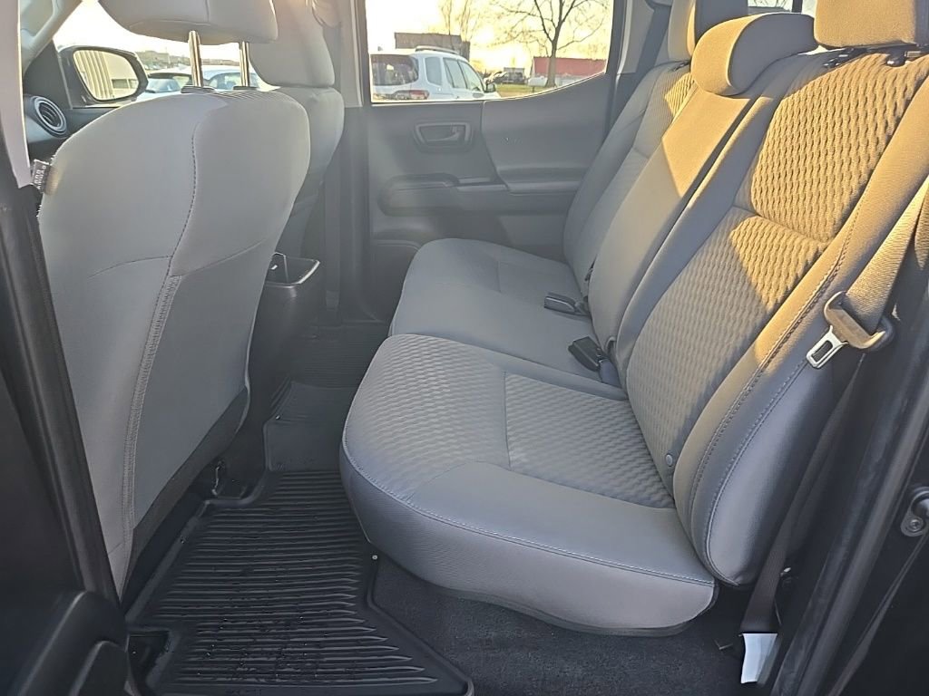 Used 2022 Toyota Tacoma SR image 24