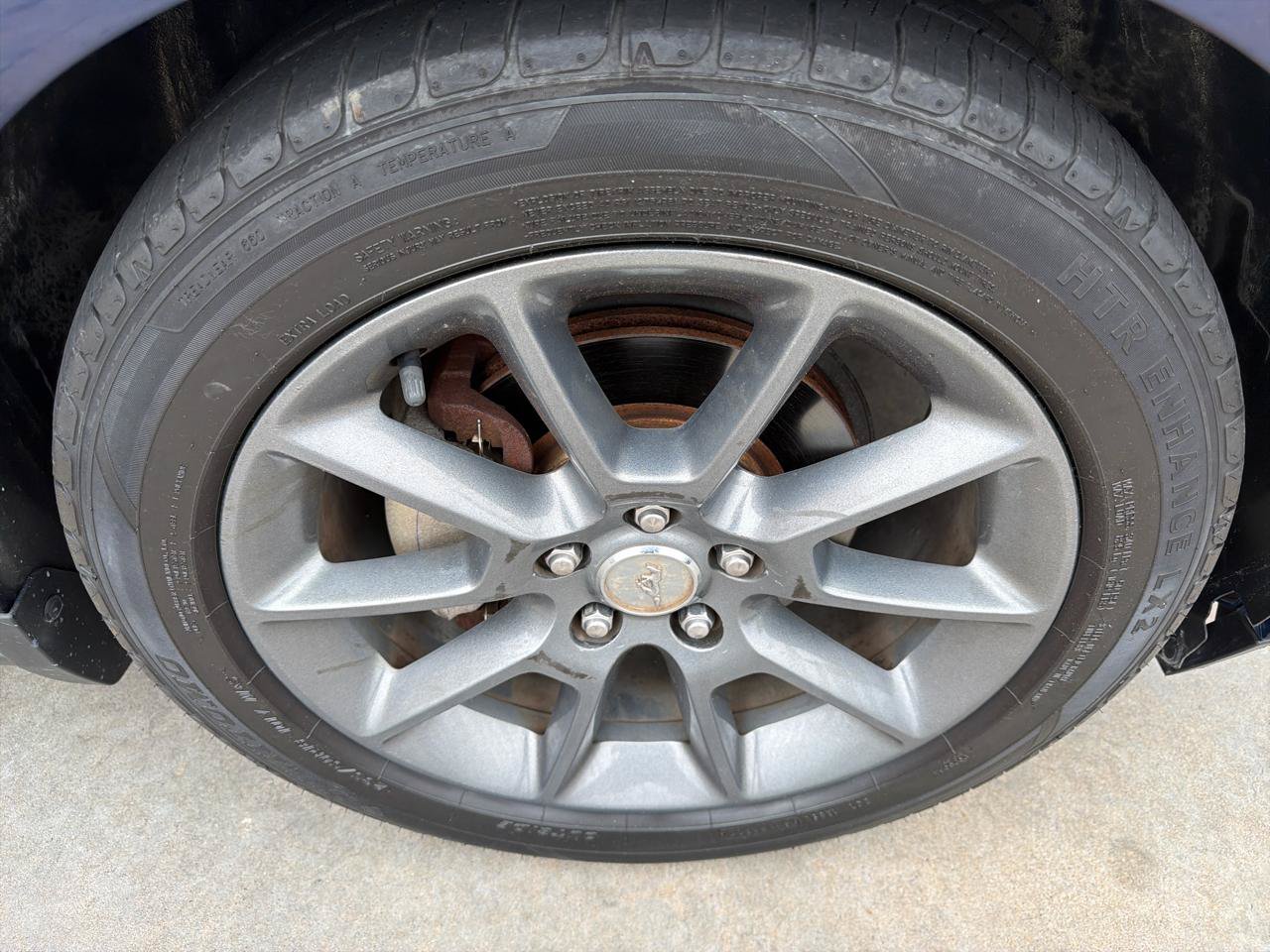 Used 2010 Ford Mustang Coupe RWD image 30