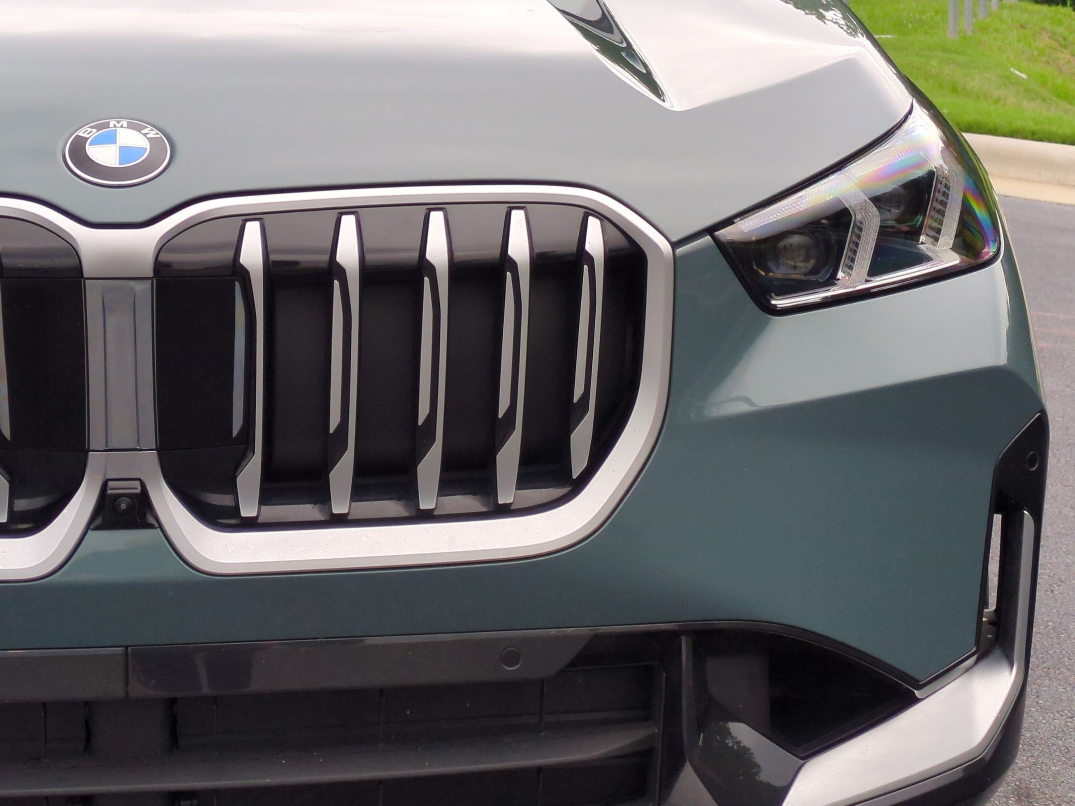 Certified 2025 BMW X1 xDrive28i w/ Technology Package AWD/4WD image 5
