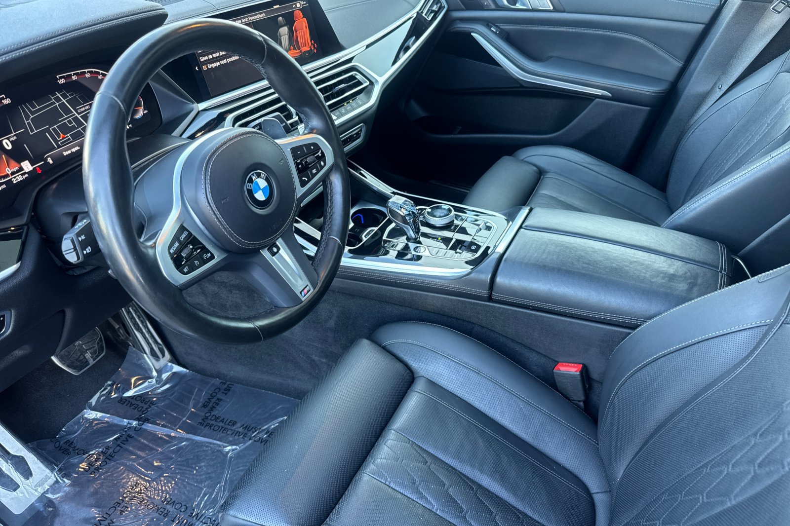 Used 2022 BMW X7 xDrive40i w/ M Sport Package AWD/4WD image 9