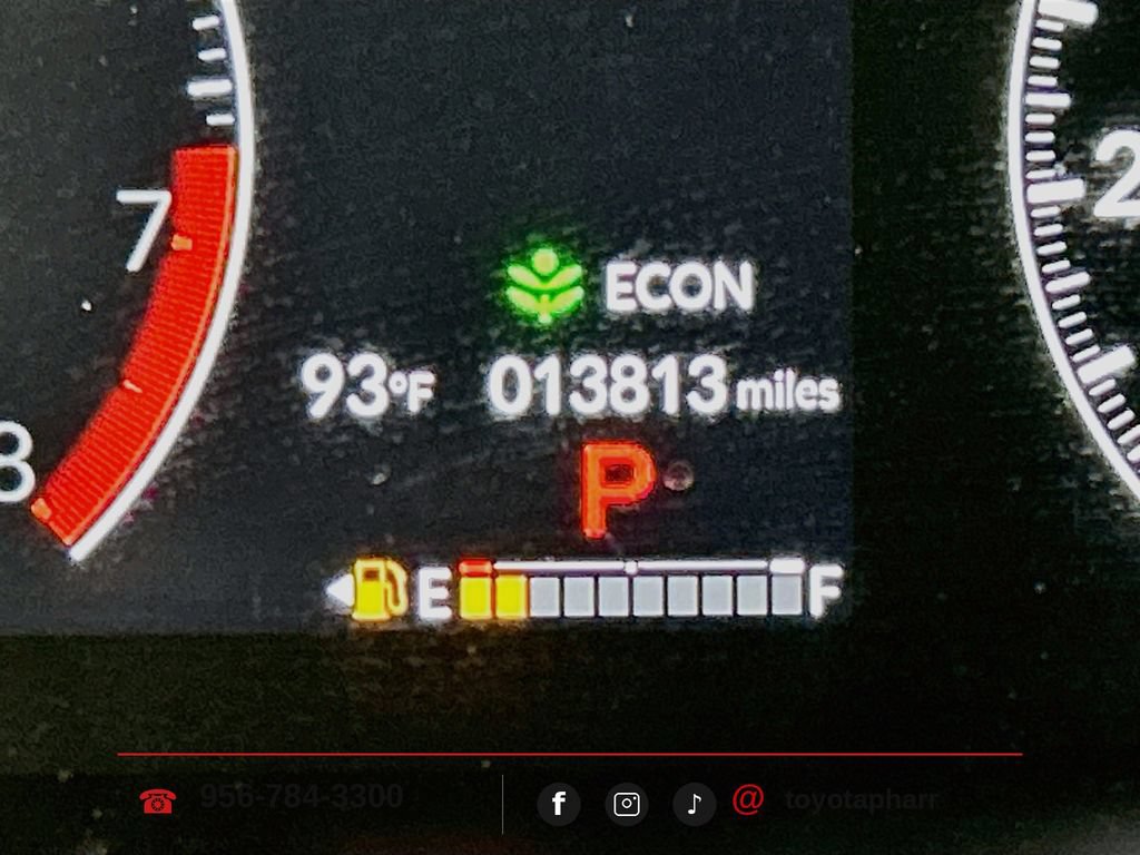 Used 2026 Honda HR-V EX-L image 11