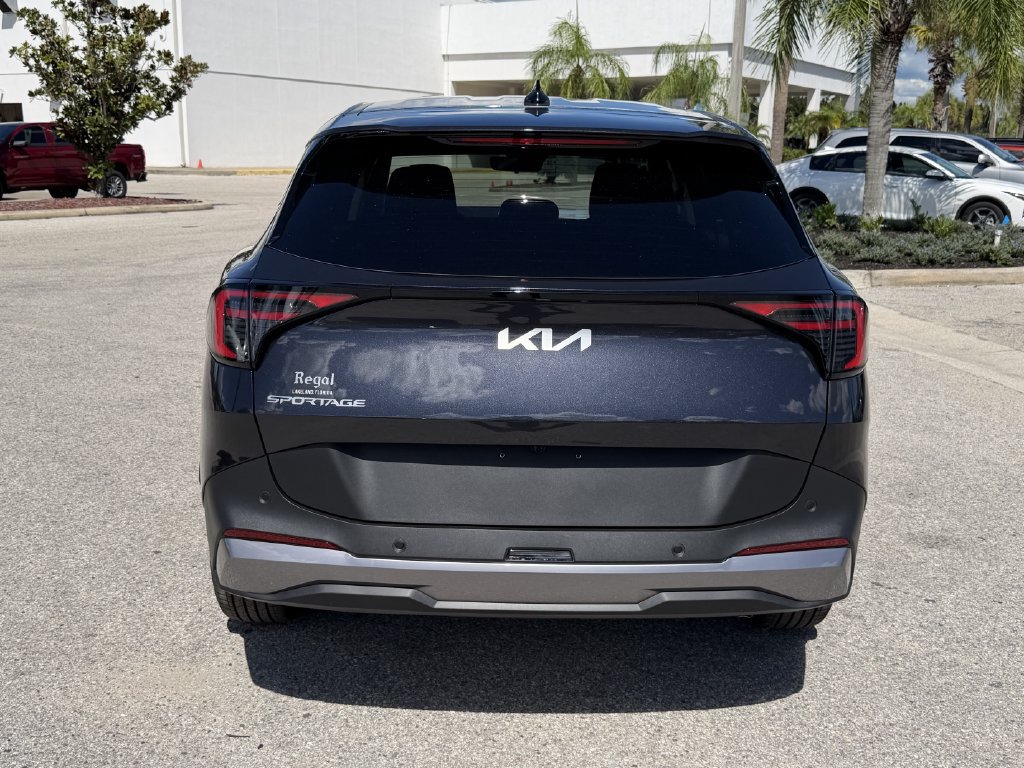 New 2026 Kia Sportage LX FWD image 5