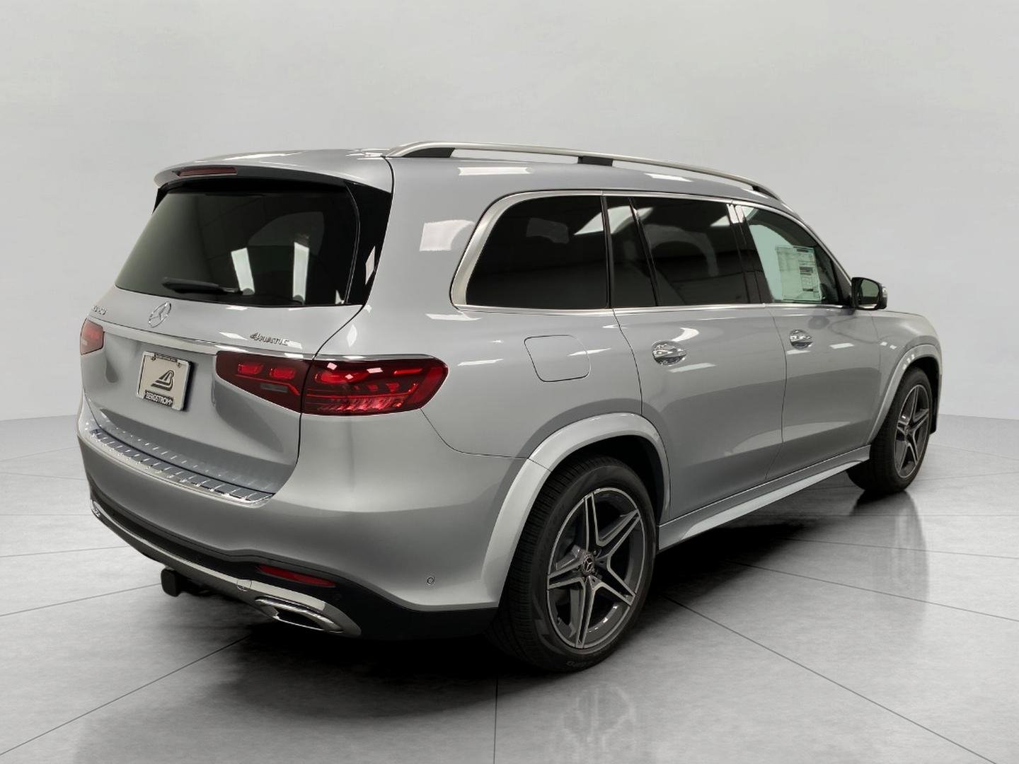 New 2026 Mercedes-Benz GLS 450 4MATIC image 3