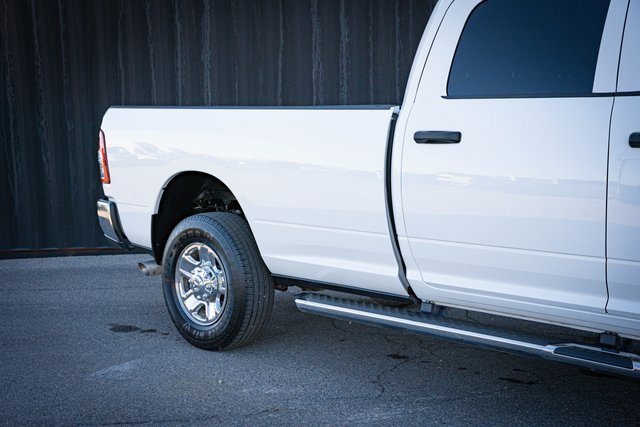 Used 2024 RAM 3500 Tradesman w/ Chrome Appearance Group image 6