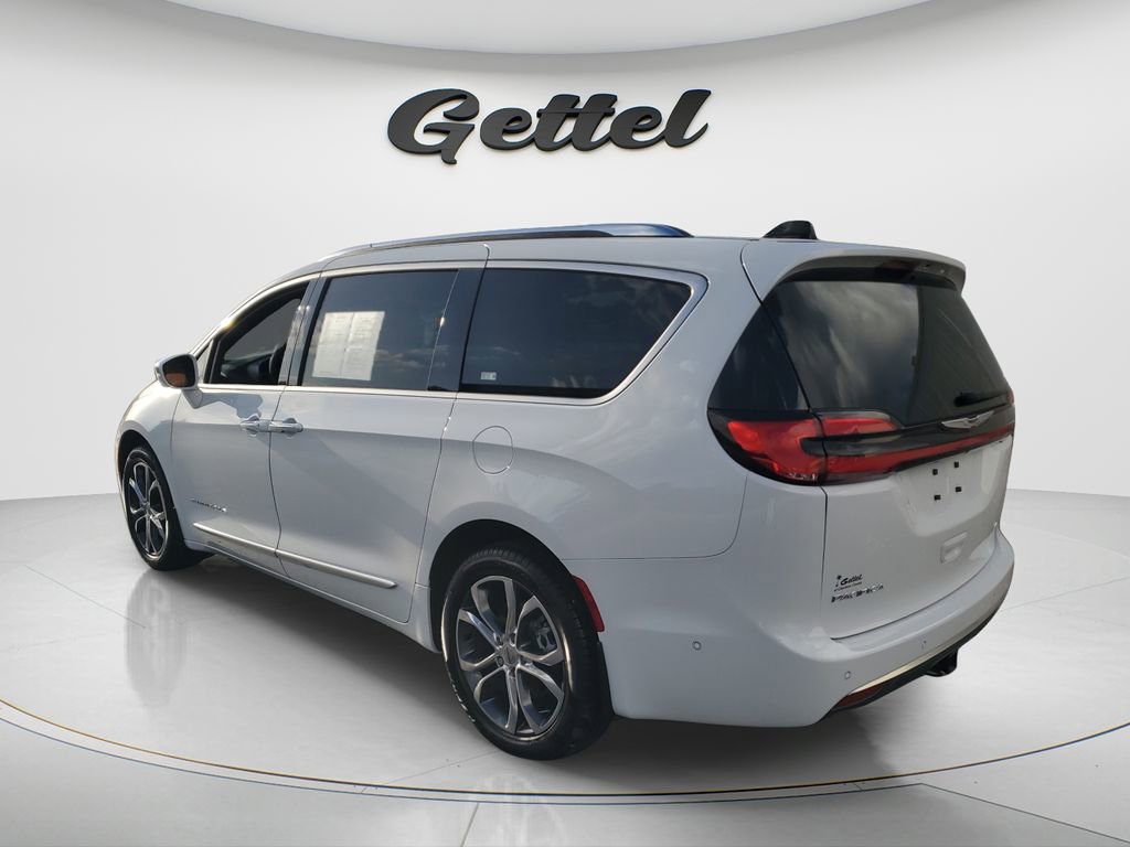 Used 2024 Chrysler Pacifica Pinnacle w/ Trailer Tow Group image 7