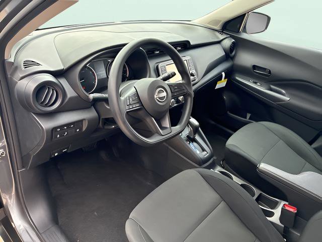 Used 2025 Nissan Kicks Play S image 18