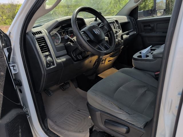 Used 2016 RAM 3500 Tradesman w/ Chrome Appearance Group image 11