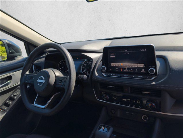 Used 2024 Nissan Rogue SV AWD/4WD image 26