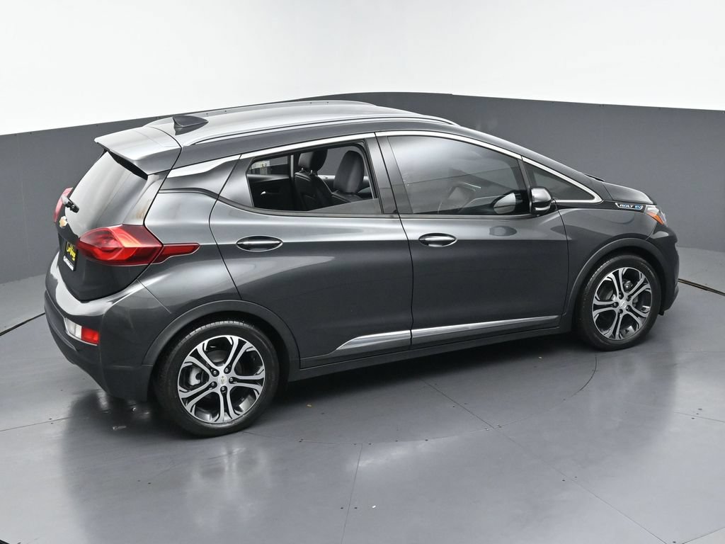 Used 2019 Chevrolet Bolt Premier w/ Infotainment Package FWD image 39
