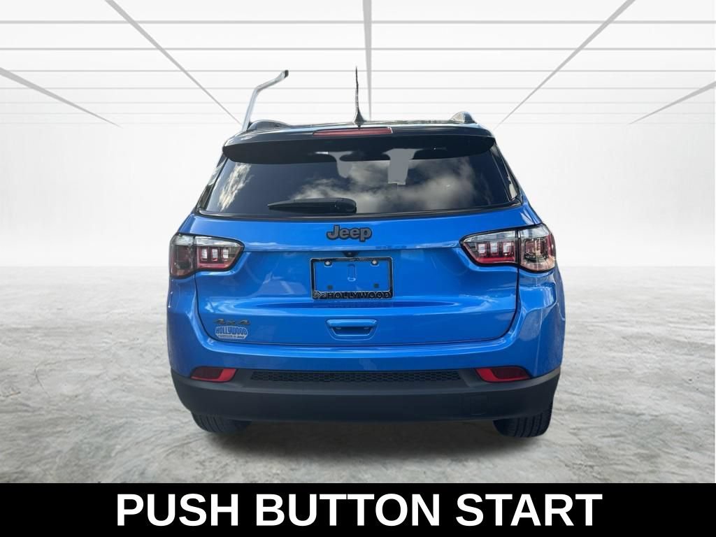 Certified 2024 Jeep Compass Latitude w/ Convenience Group AWD/4WD image 6