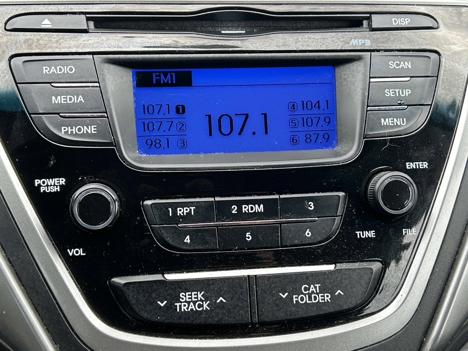 Used 2013 Hyundai Elantra FWD image 24