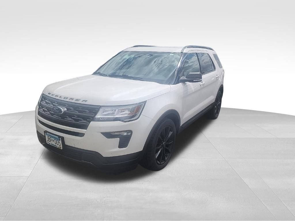 Used 2019 Ford Explorer XLT w/ Equipment Group 202A AWD/4WD image 7