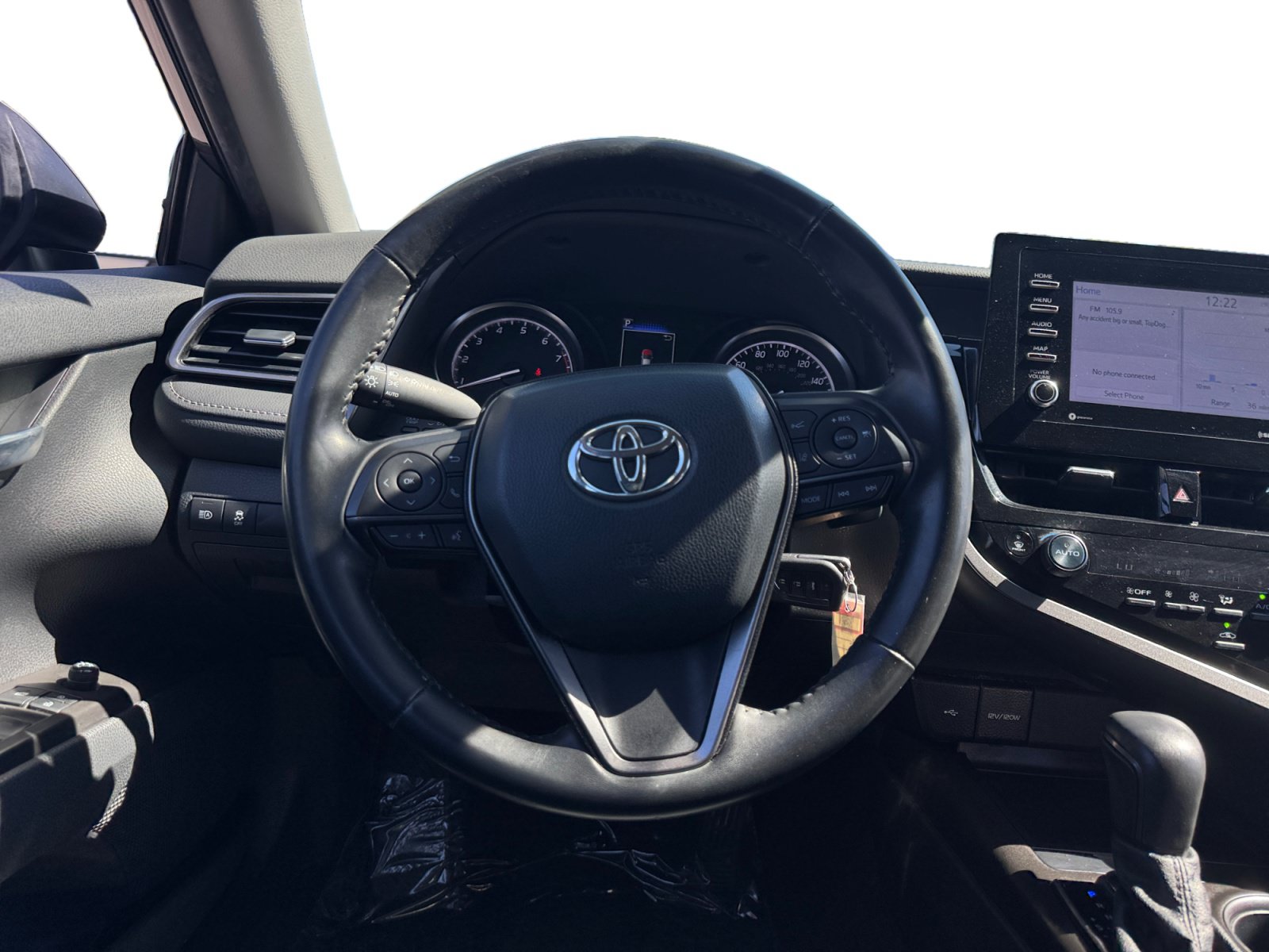 Used 2024 Toyota Camry SE FWD image 12