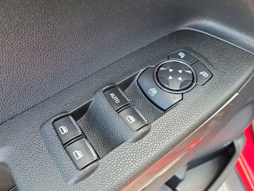 Used 2019 Ford EcoSport SE AWD/4WD image 14