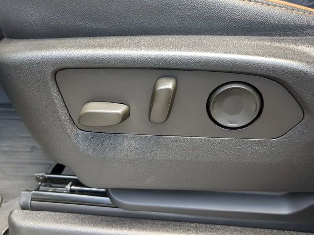 Used 2021 GMC Yukon AT4 AWD/4WD image 30