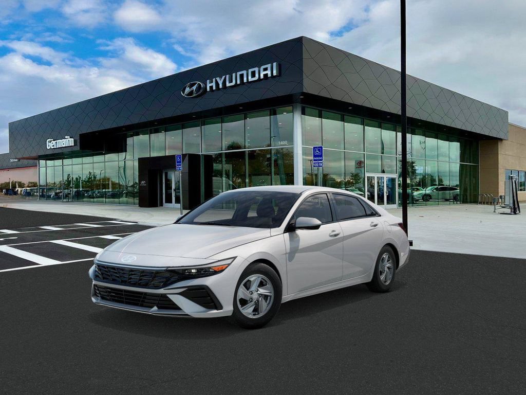 New 2026 Hyundai Elantra SE