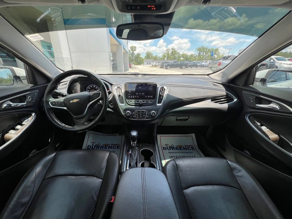 Used 2022 Chevrolet Malibu Premier FWD video 2