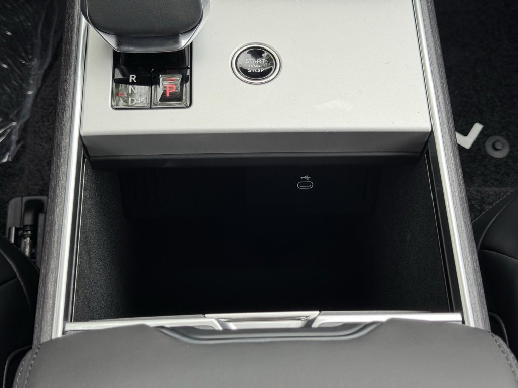 New 2025 Land Rover Range Rover SE image 20