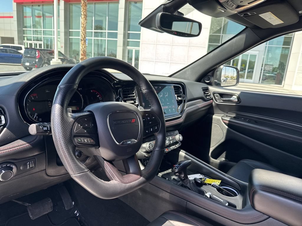 Used 2025 Dodge Durango GT AWD/4WD image 13