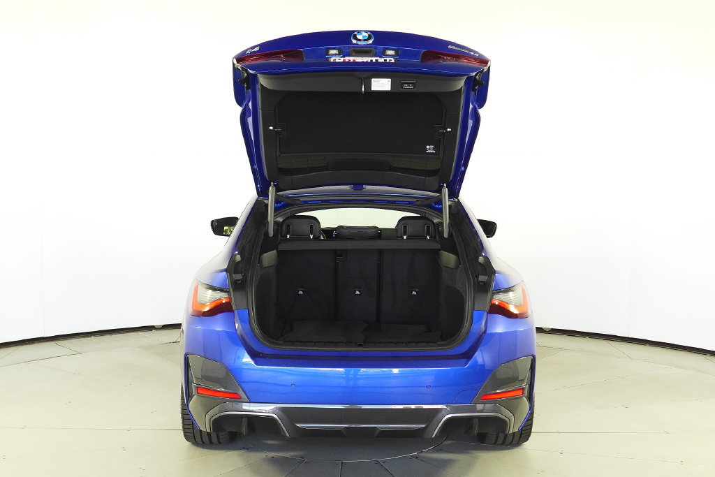 Certified 2023 BMW i4 eDrive40 w/ M Sport Package RWD image 10