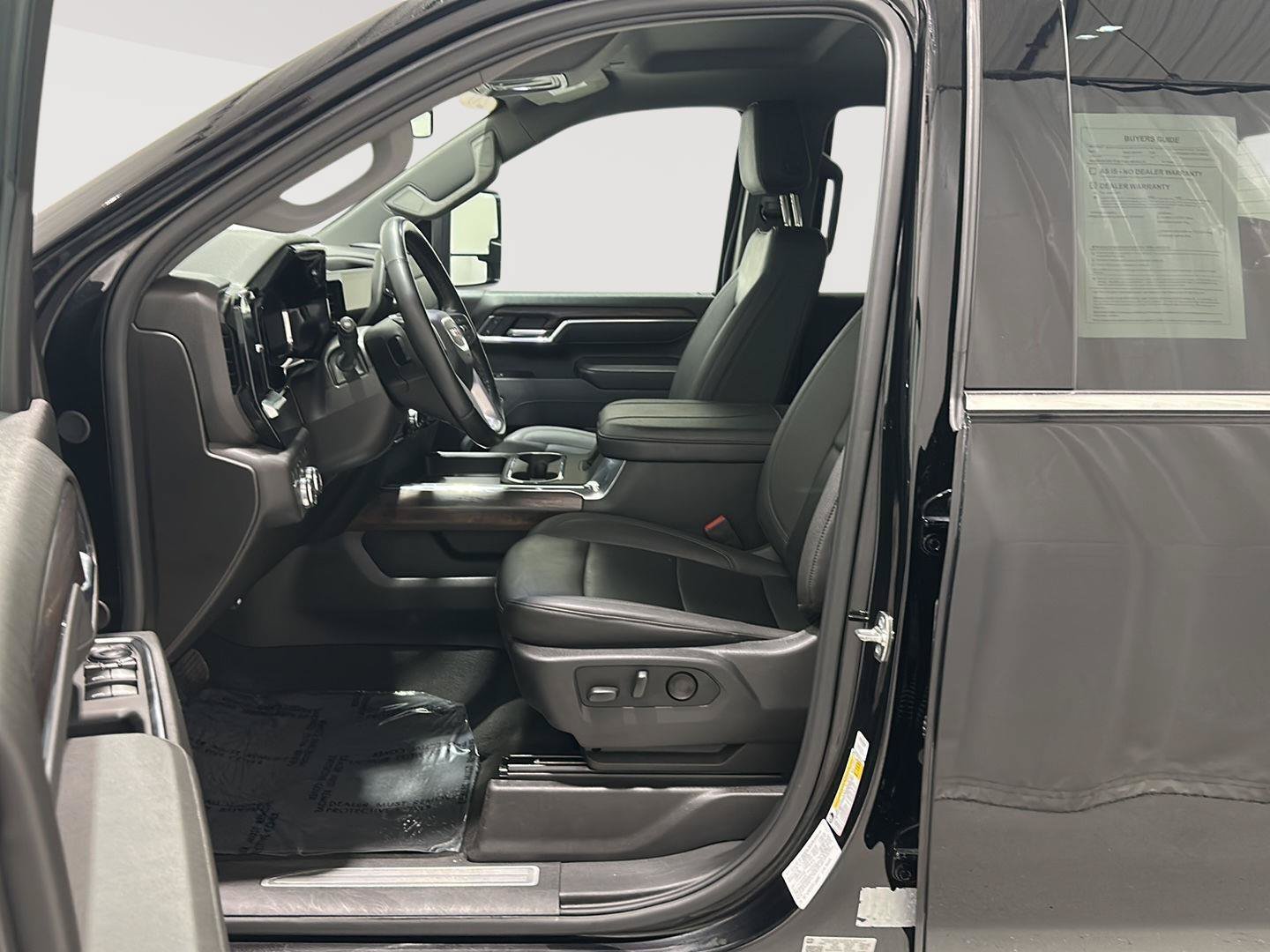 Used 2026 GMC Sierra 2500 SLT w/ SLT Convenience Package AWD/4WD image 15