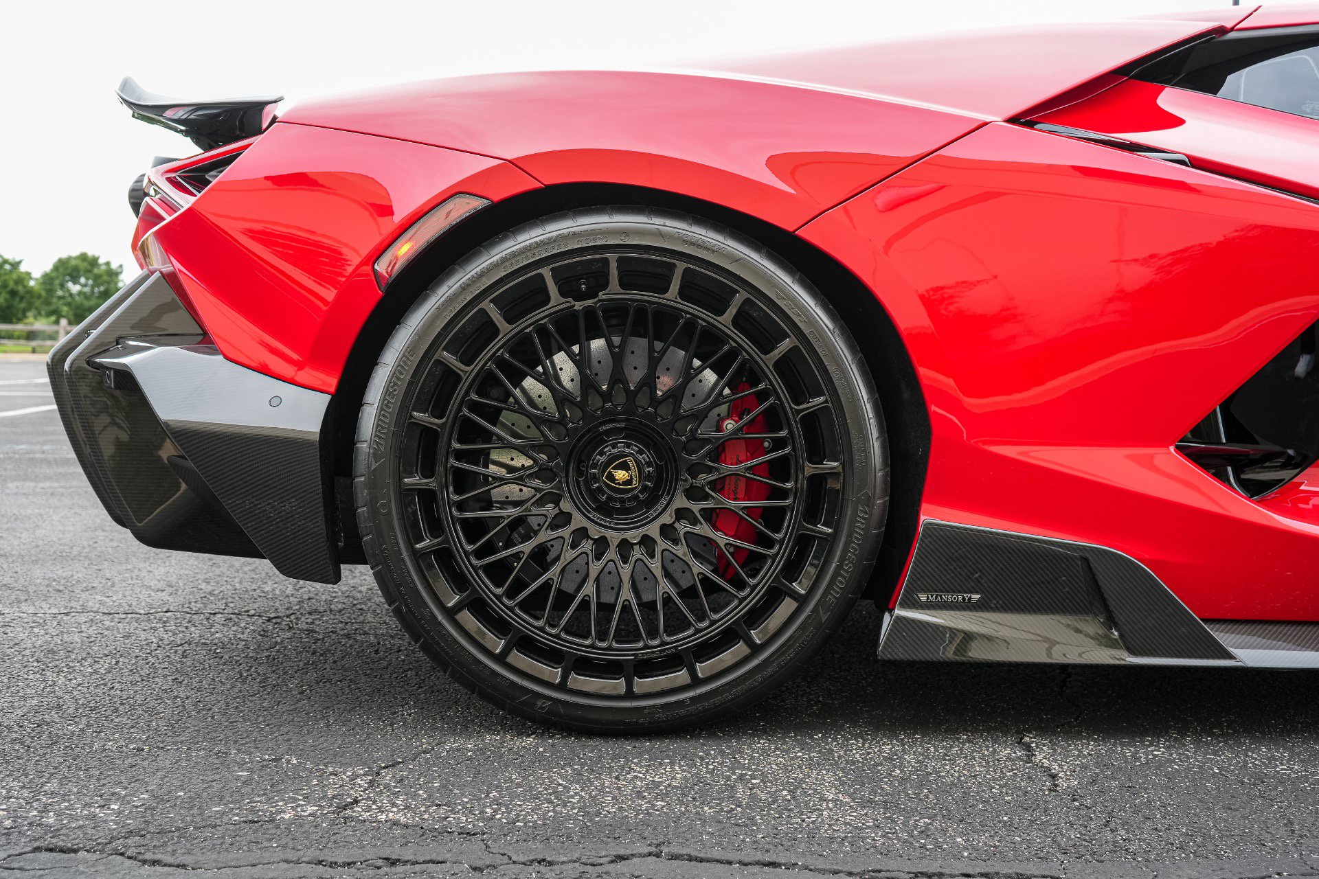 Used 2025 Lamborghini Revuelto AWD/4WD image 12