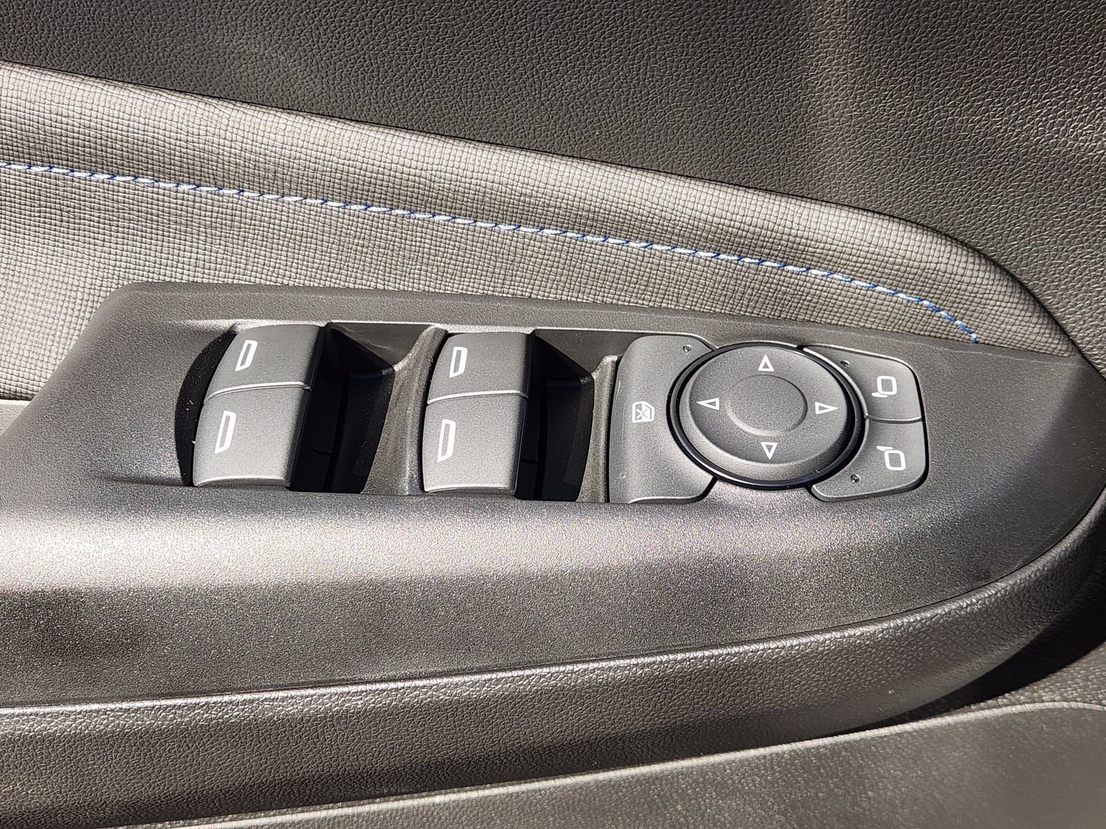 New 2026 Buick Envista Sport Touring w/ Convenience I Package FWD image 28
