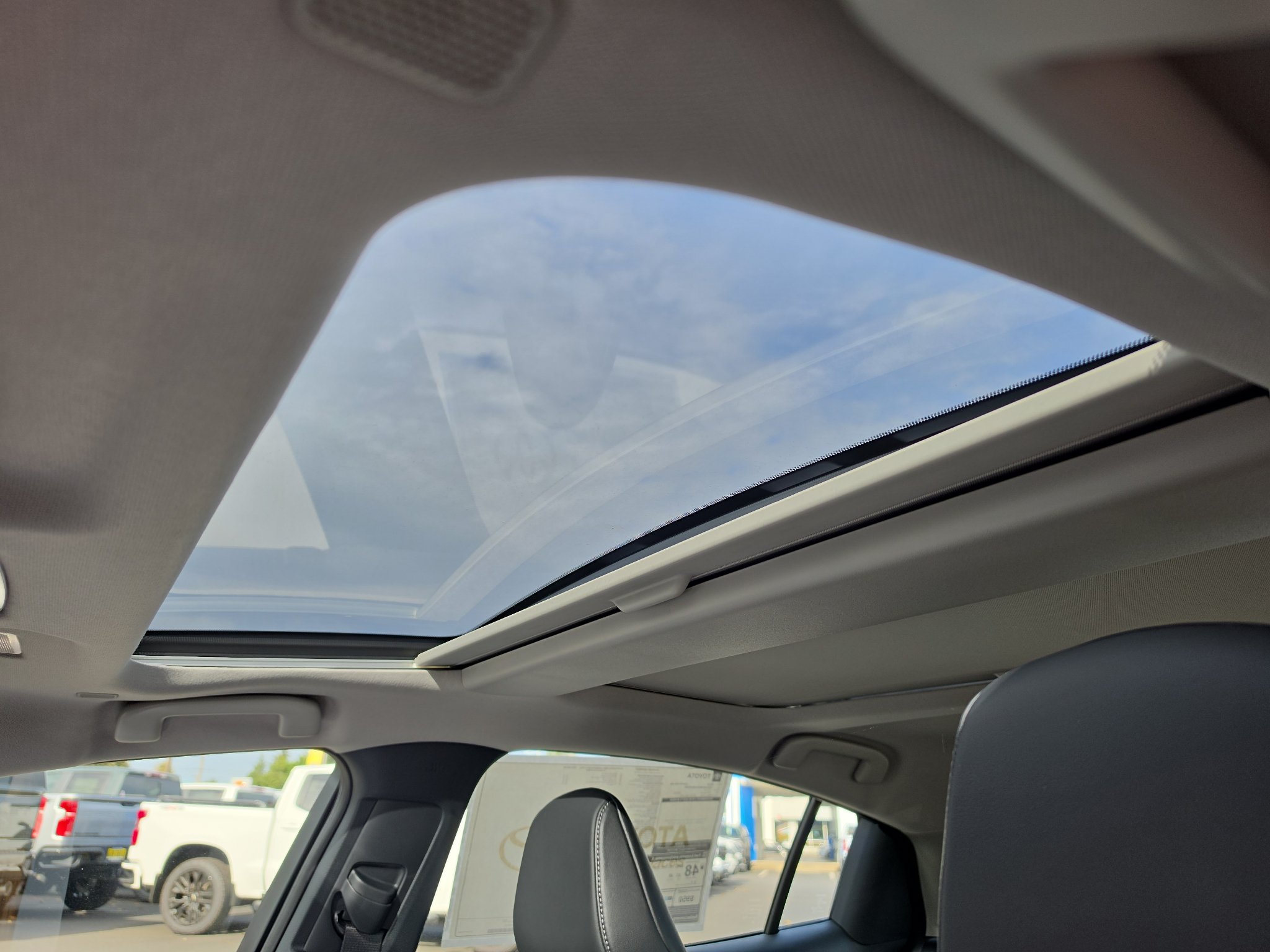 New 2027 Toyota Prius AWD image 13