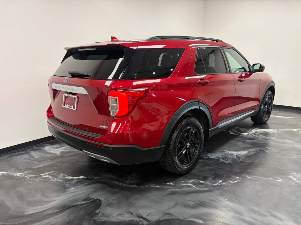 Used 2020 Ford Explorer XLT w/ Equipment Group 202A image 21
