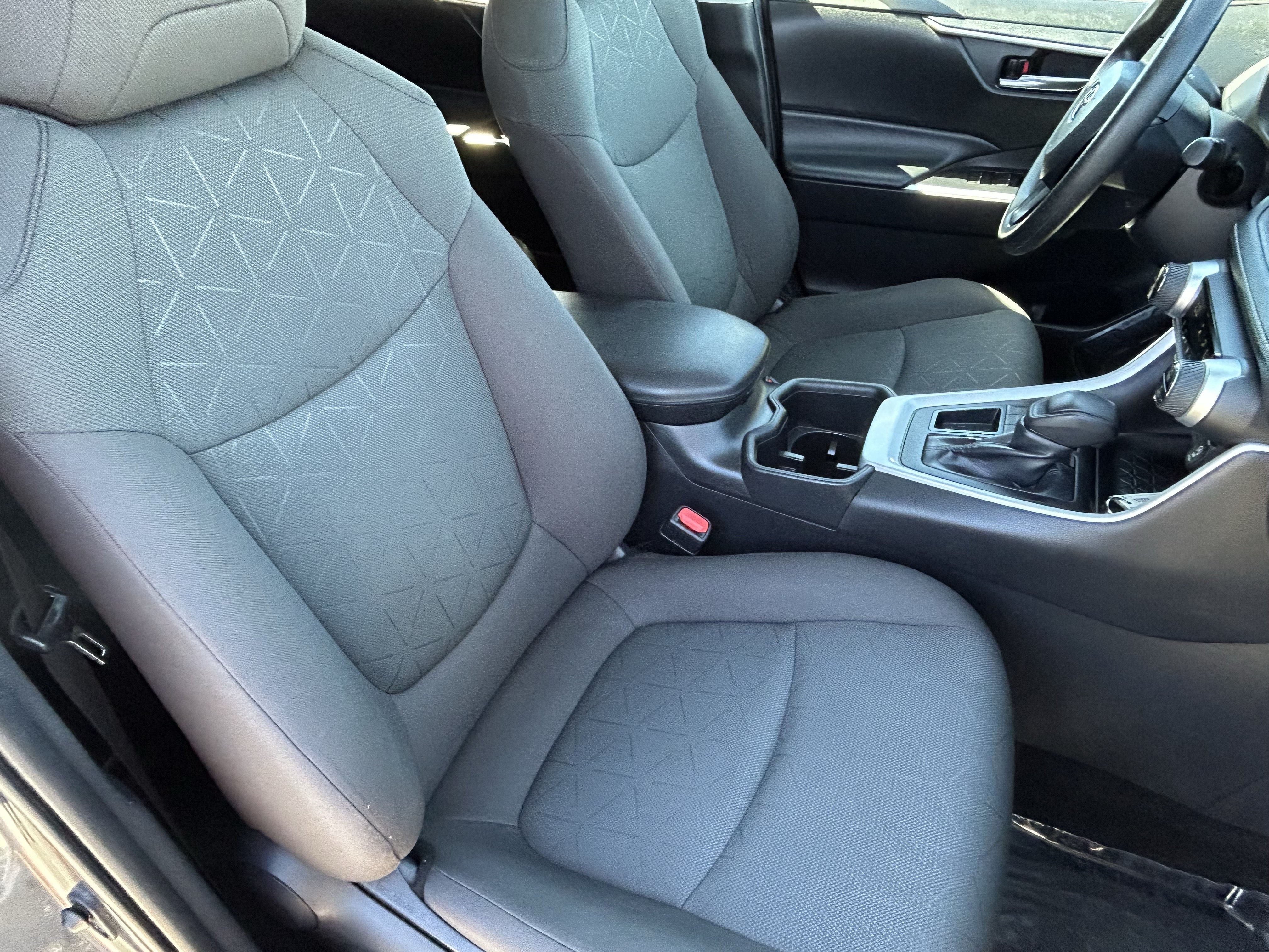 Certified 2024 Toyota RAV4 XLE FWD image 11