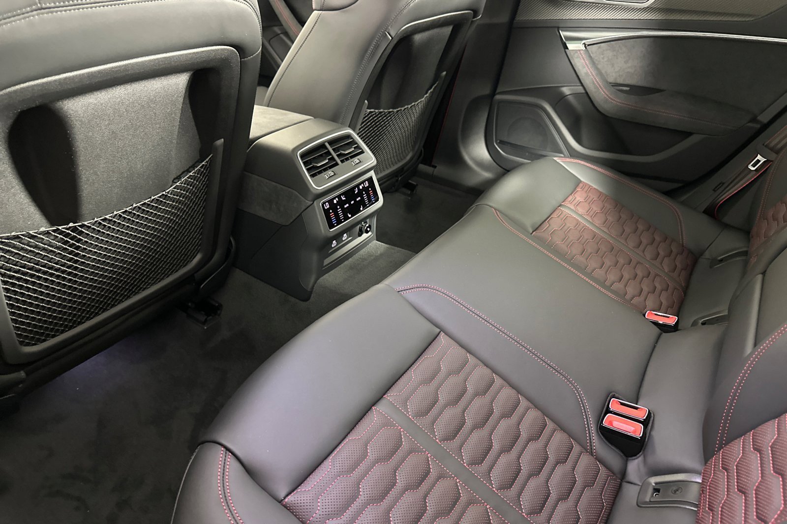 New 2026 Audi RS 6 performance image 11