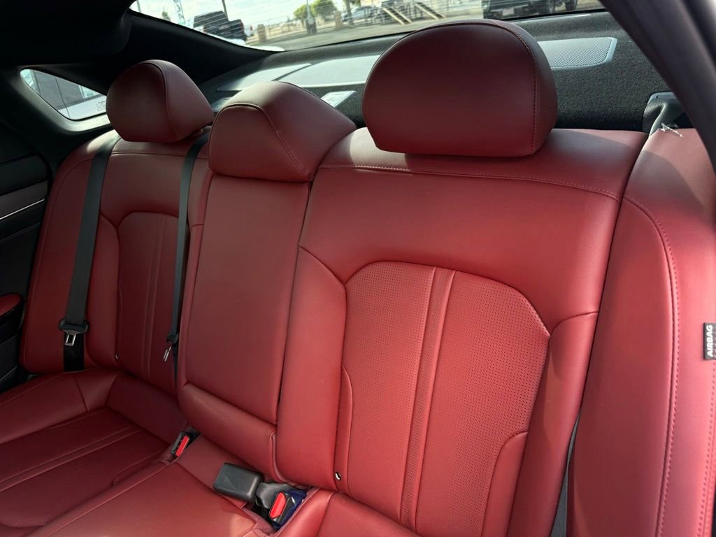 Used 2025 Kia K5 GT-Line w/ GT-Line Premium Package image 11