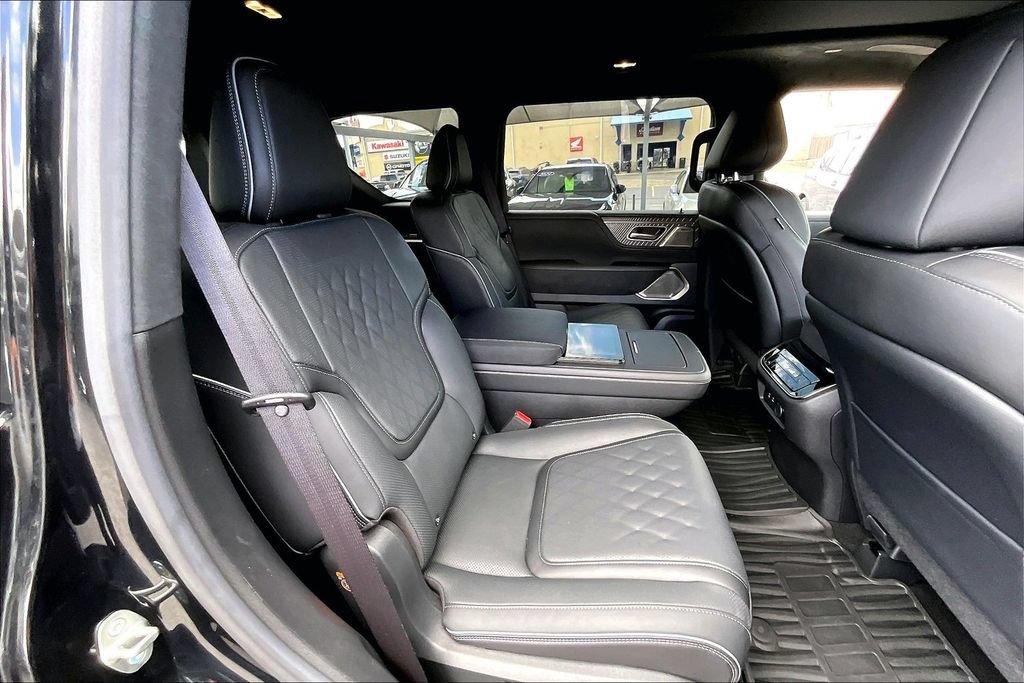 Certified 2026 INFINITI QX80 Autograph w/ Premium Cargo Package AWD/4WD image 38