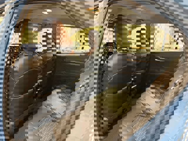 Used 2024 Toyota Camry SE image 27